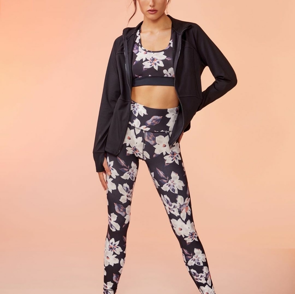 *LAST CHANCE* Work out set - Picture 3 of 8